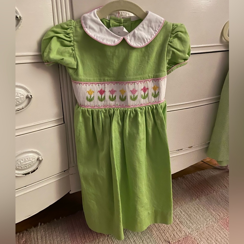 Zuccini 2T Smocked EUC Peter Pan Collar Dress